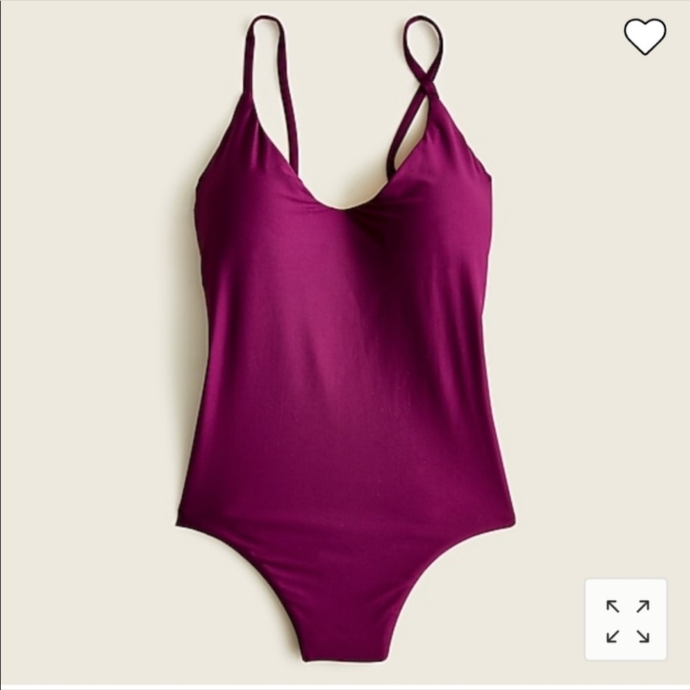 Never worn, just a little small on me!